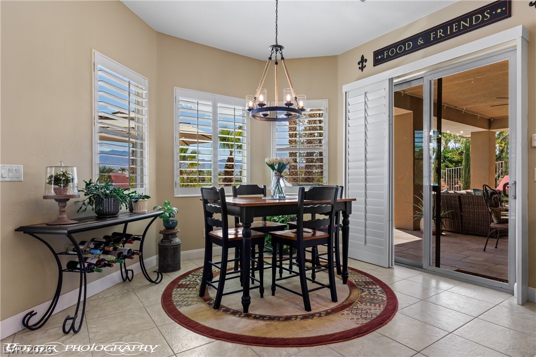 560 Rolling Hills Drive Property Photo 24