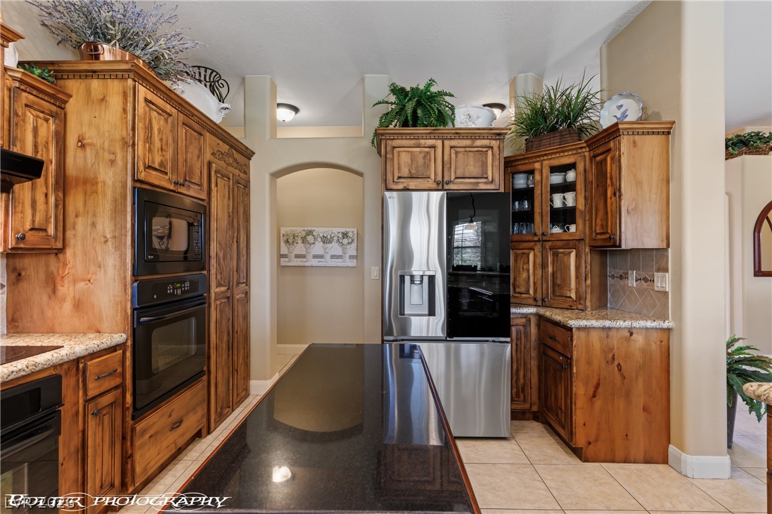 560 Rolling Hills Drive Property Photo 28