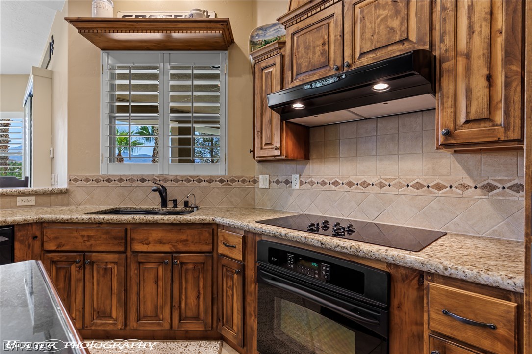 560 Rolling Hills Drive Property Photo 31