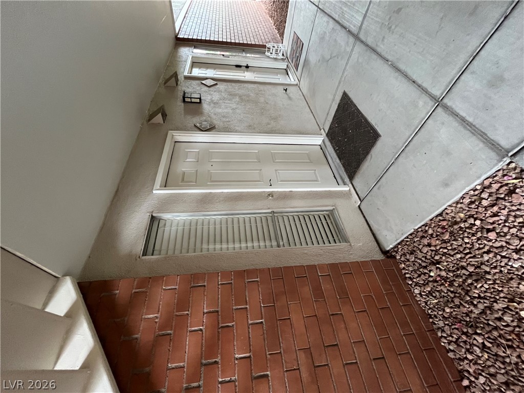 650 Oakmont Avenue 2109 Property Photo 1