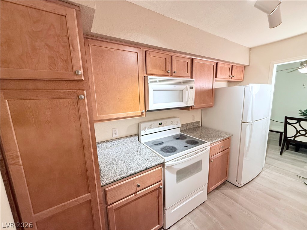 650 Oakmont Avenue 2109 Property Photo 9