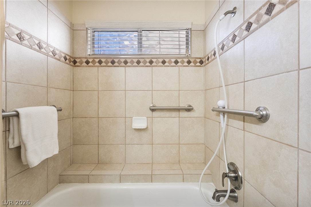 6361 Canyon Dawn Avenue Property Photo 27
