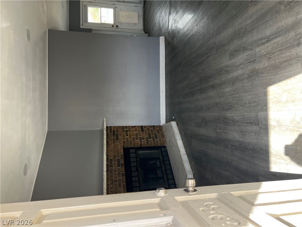 15 Washington Way Property Photo 2