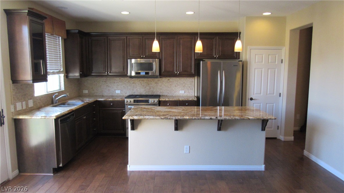 10610 Soaring Palm Street Property Photo 9