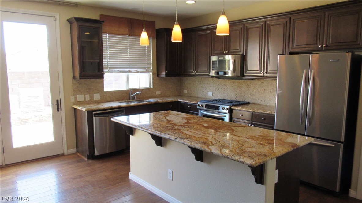10610 Soaring Palm Street Property Photo 10