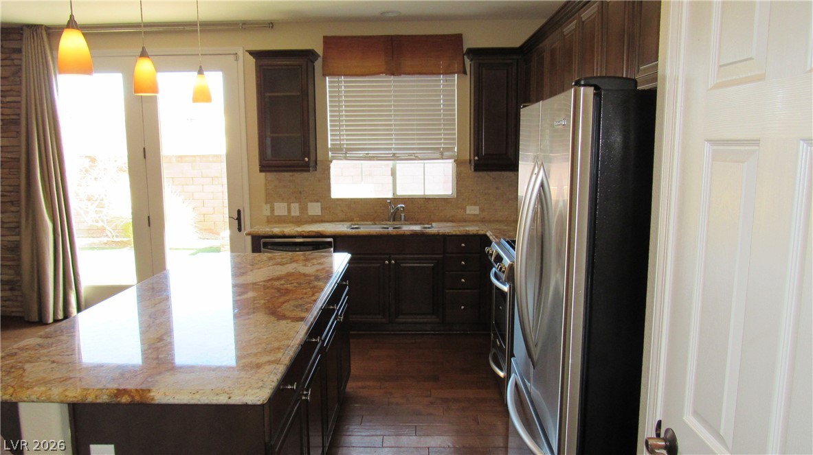 10610 Soaring Palm Street Property Photo 11