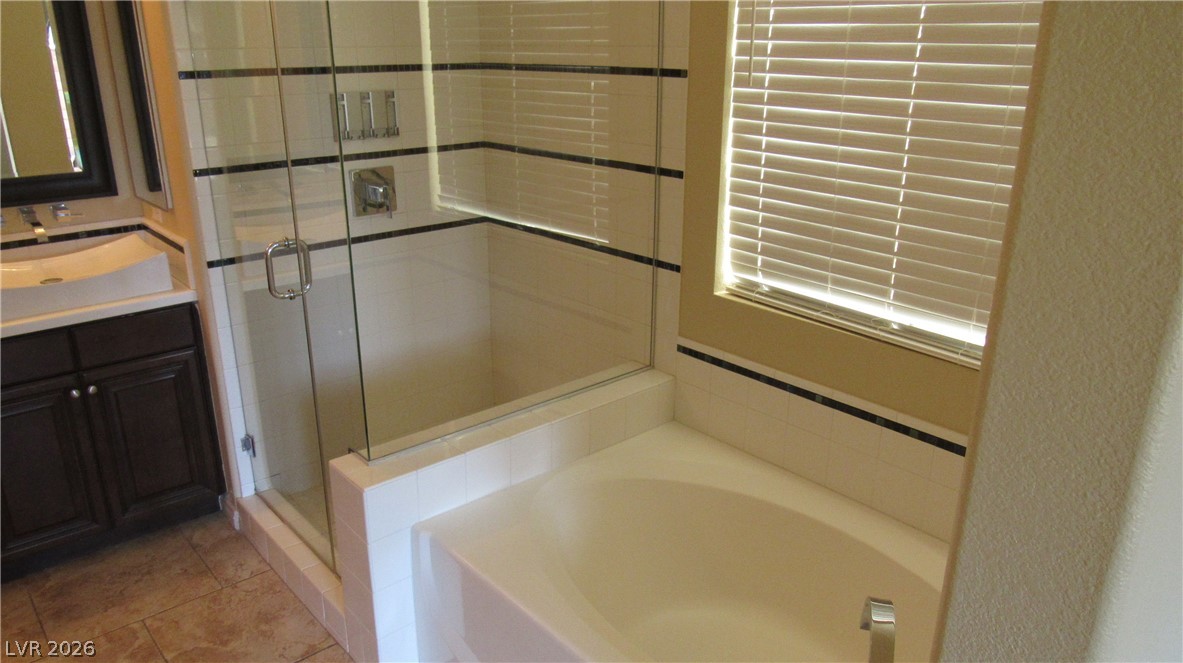 10610 Soaring Palm Street Property Photo 20