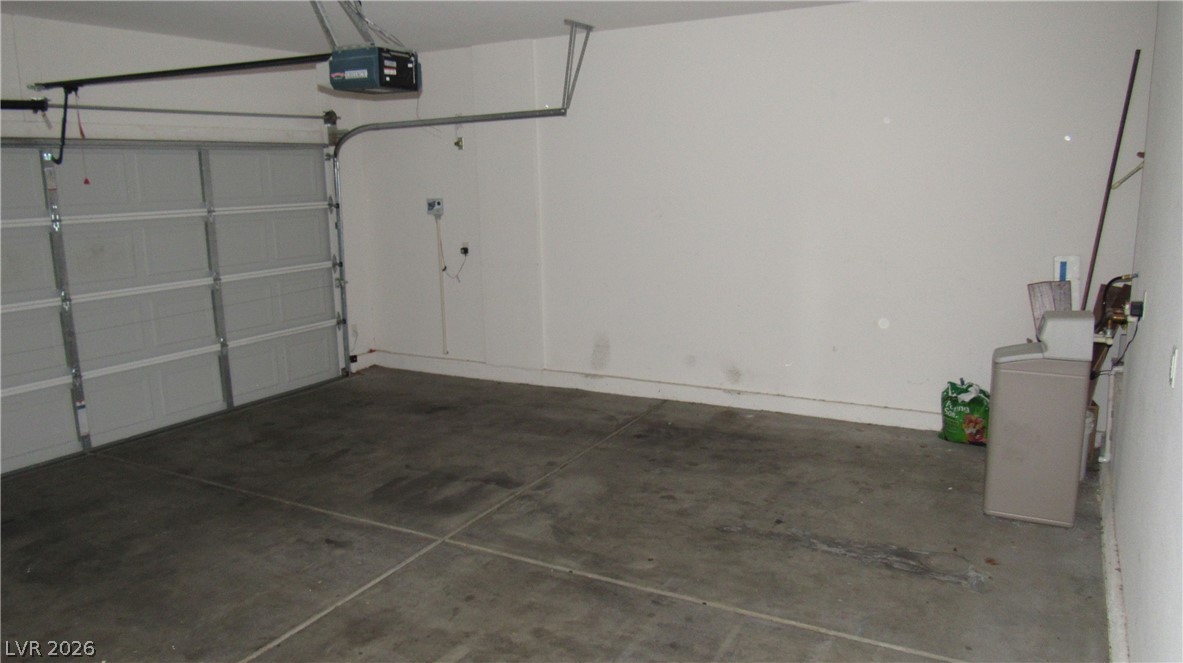 10610 Soaring Palm Street Property Photo 27