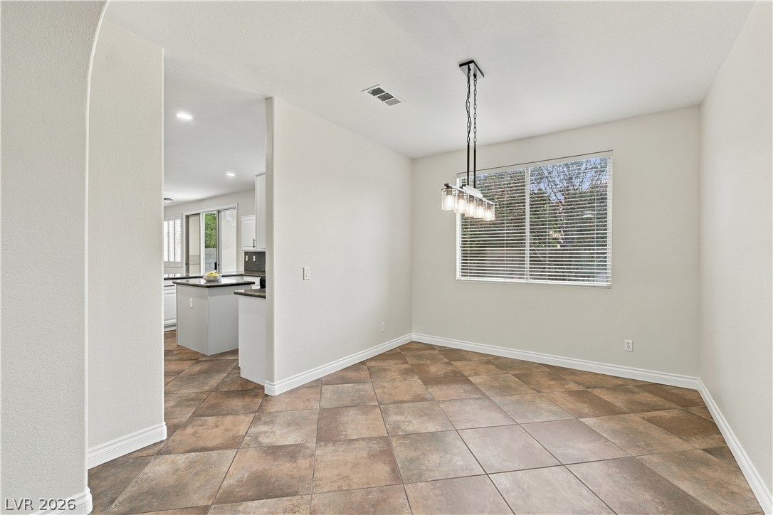 2108 Crooked Pine Drive Property Photo 10