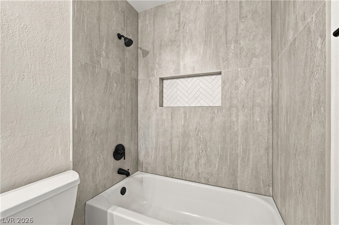 2108 Crooked Pine Drive Property Photo 43
