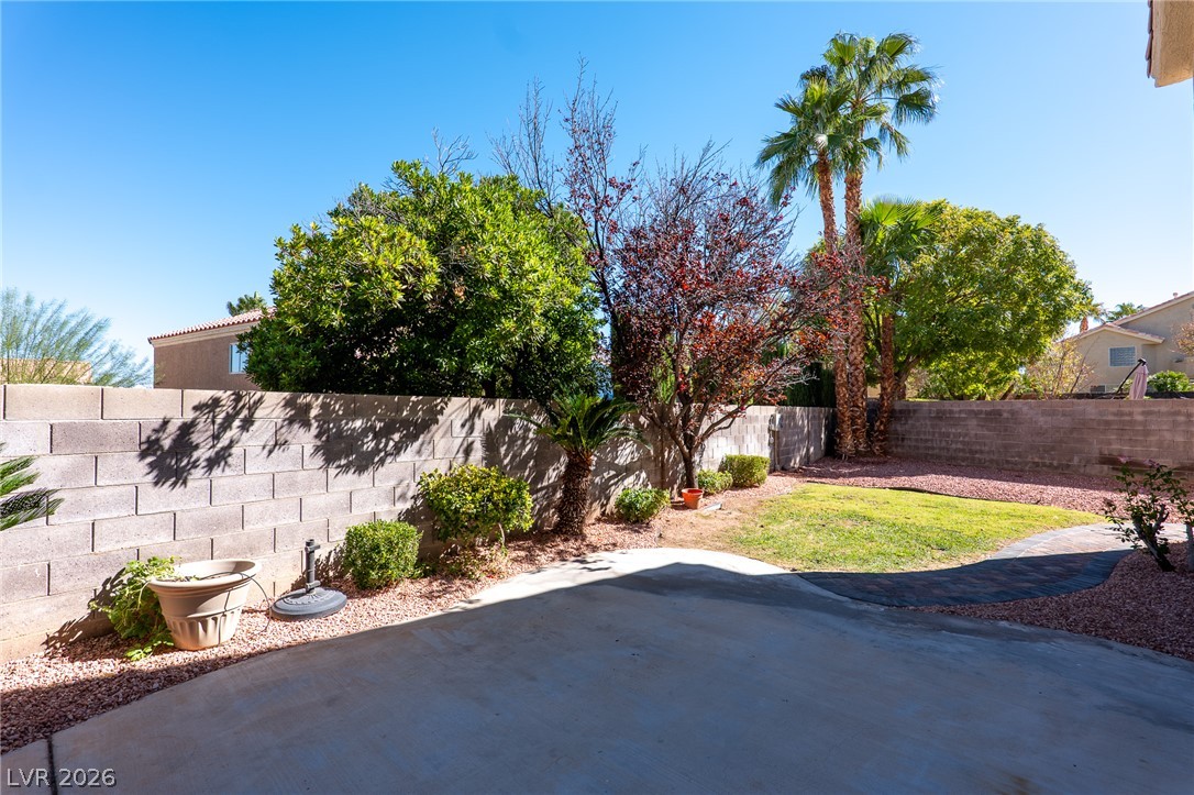 2108 Crooked Pine Drive Property Photo 57
