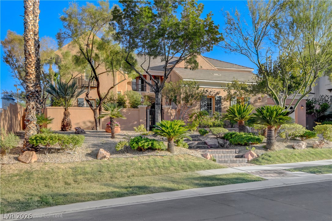 10721 BERINGER Drive Property Photo 1