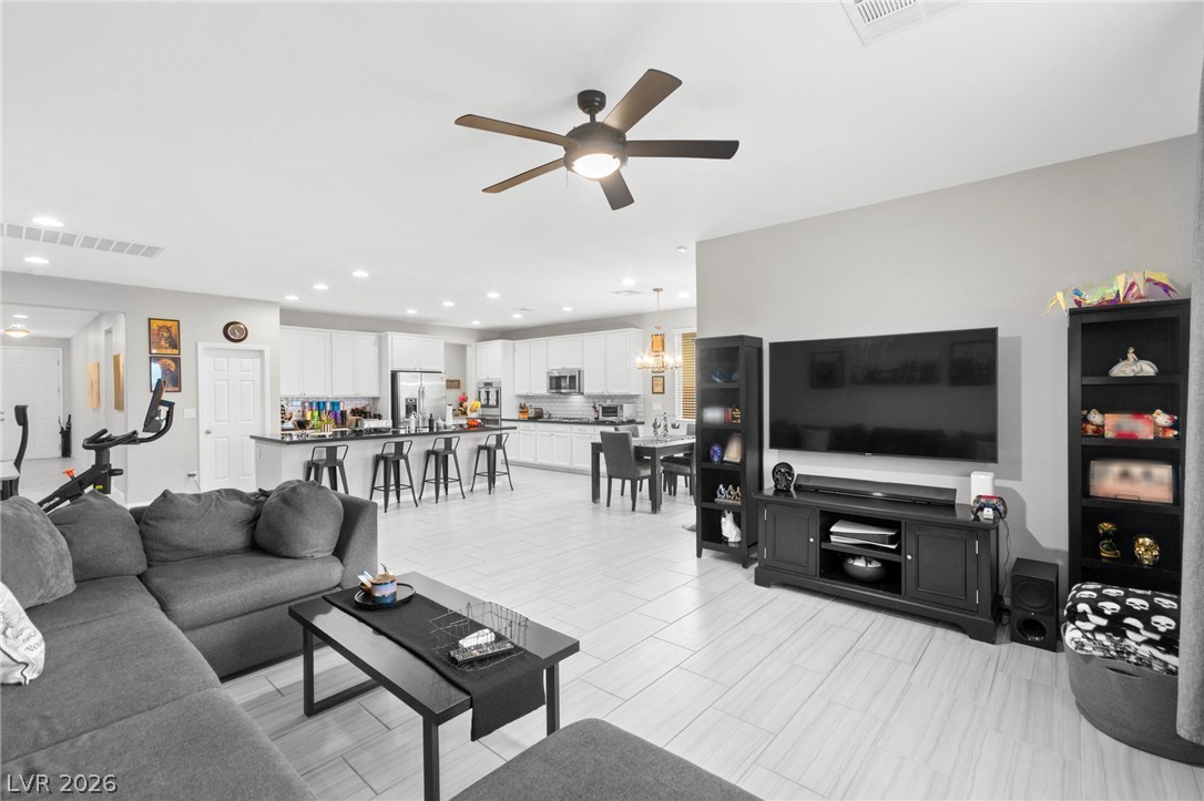 7148 Flora Lam Street Property Photo 4