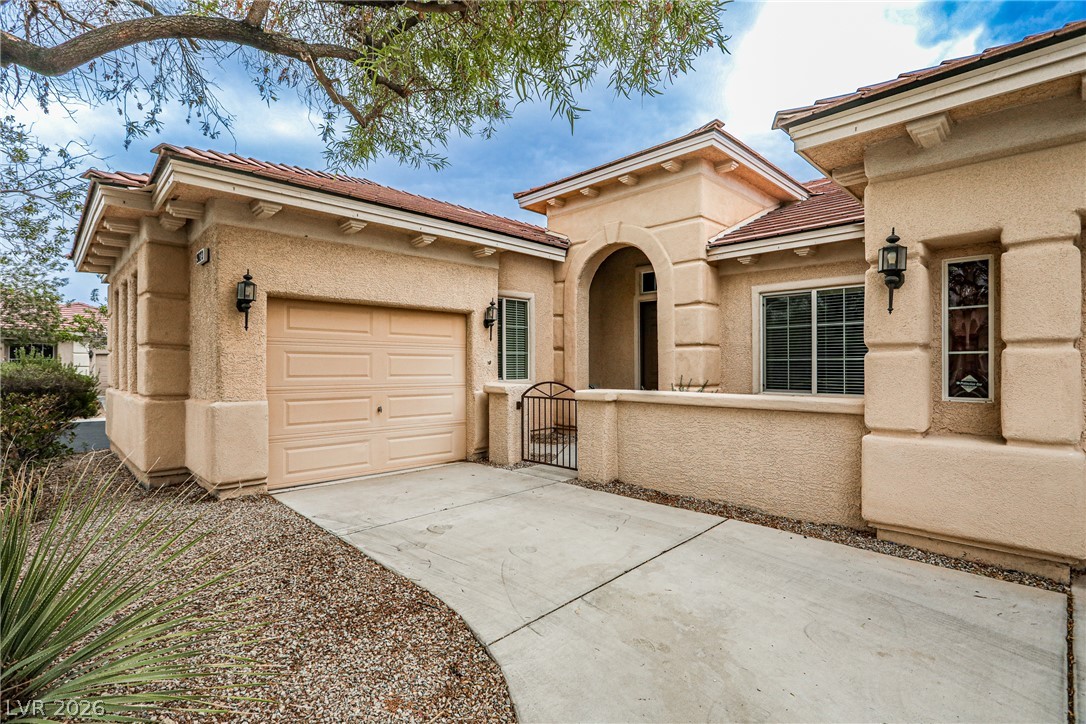9023 Sleepy Canyon Avenue Property Photo 1