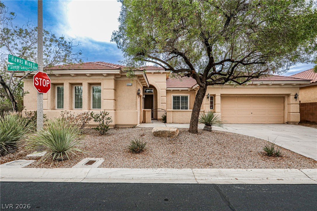 9023 Sleepy Canyon Avenue Property Photo 3