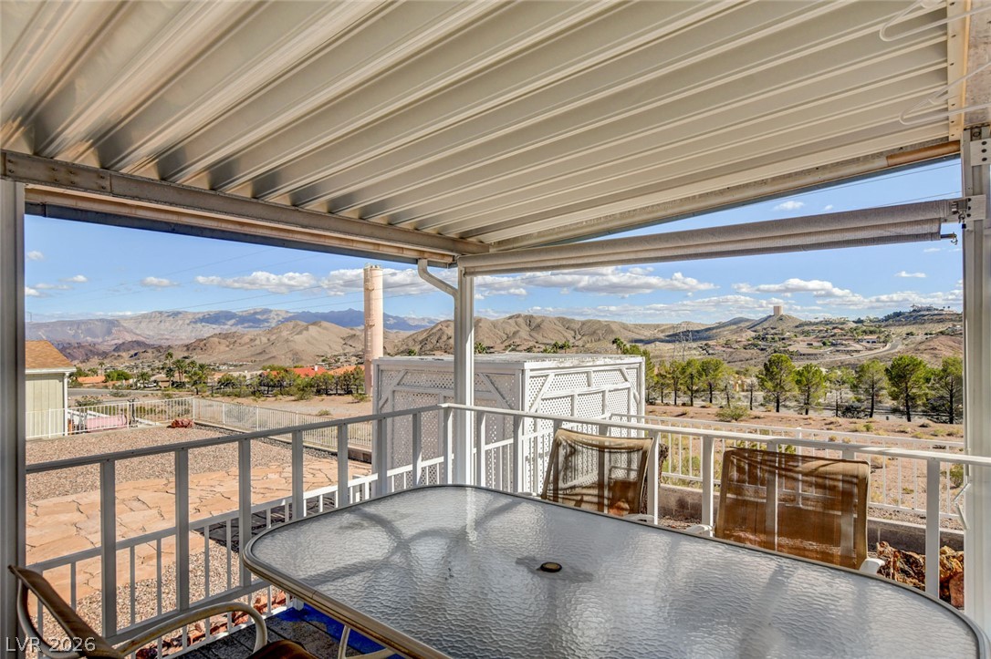 601 Mount Williamson Way Property Photo 18