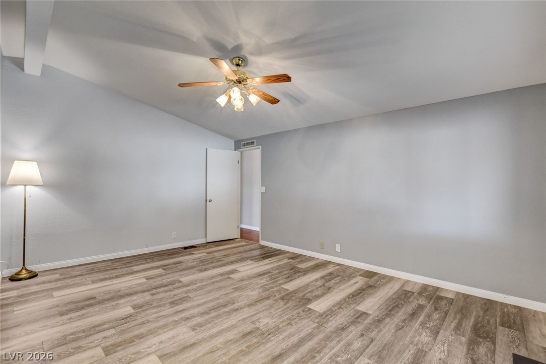 601 Mount Williamson Way Property Photo 46