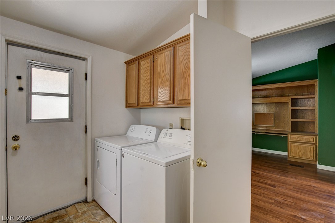 601 Mount Williamson Way Property Photo 55