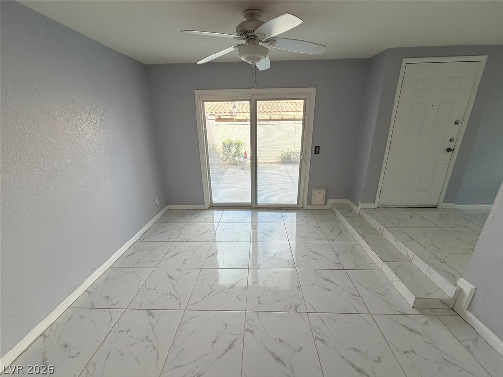 2832 Mill Point Drive Property Photo 11