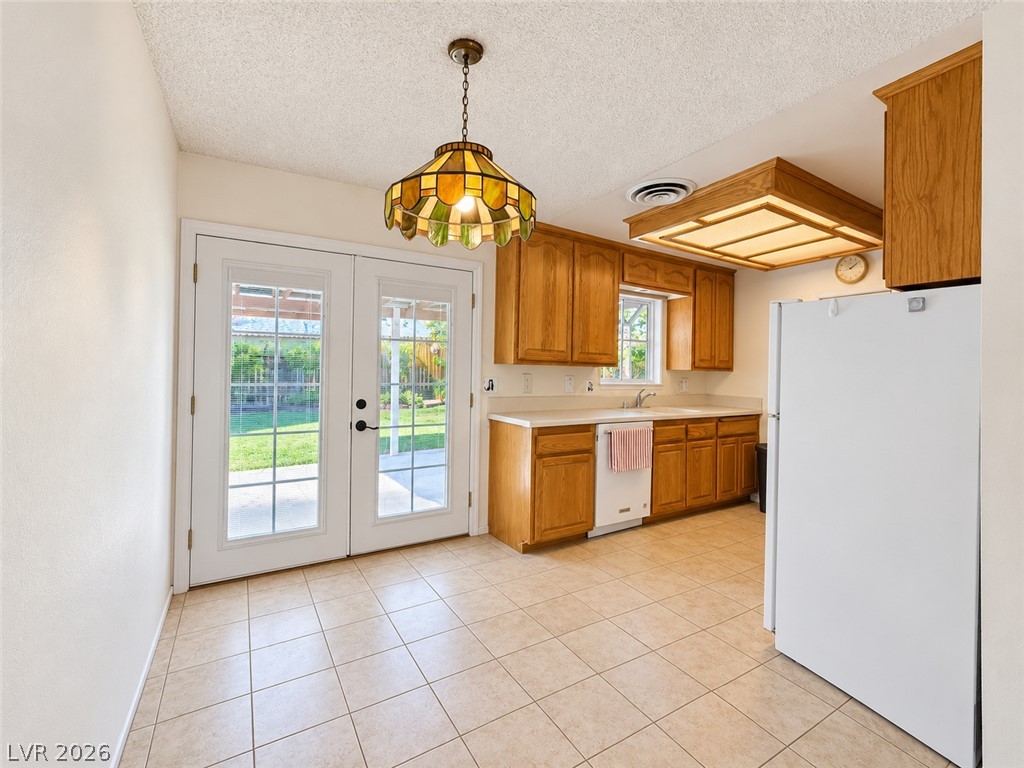1403 Bronco Road Property Photo 13