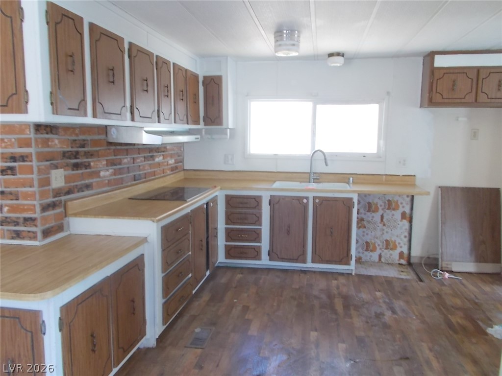 470 High Street Property Photo 12