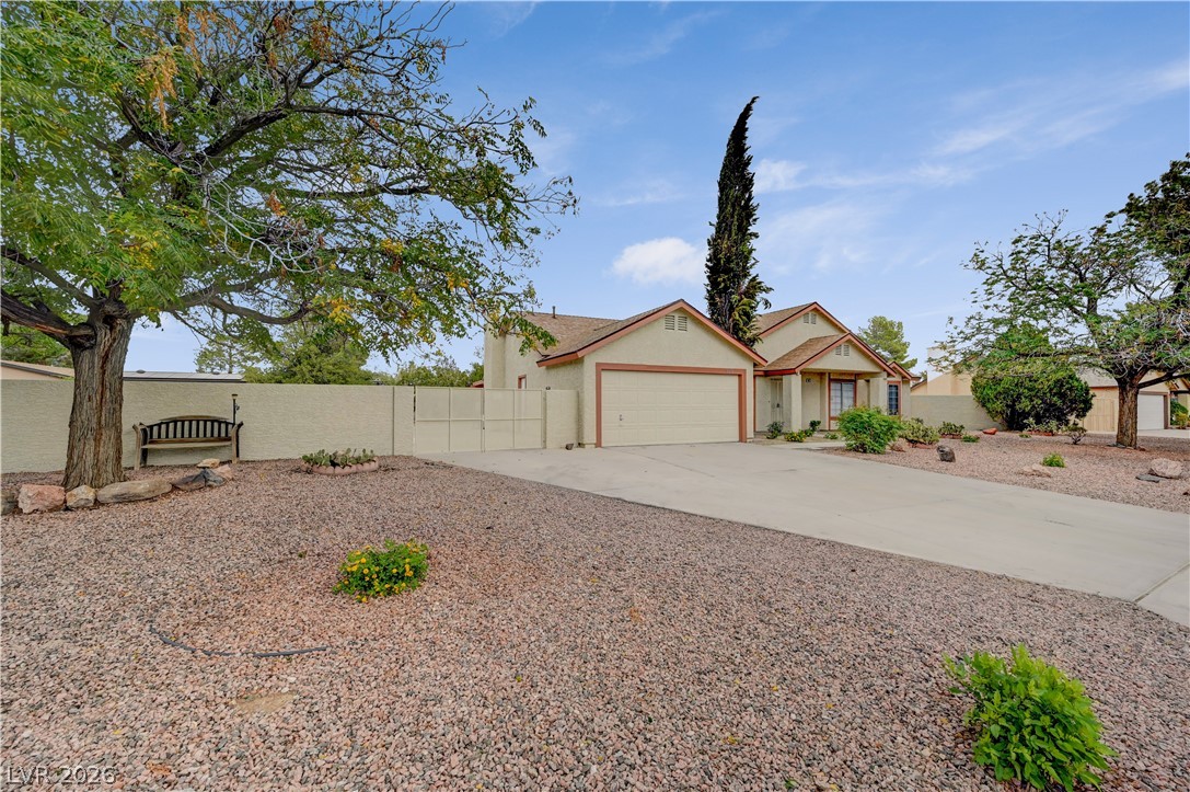 4618 Black Stallion Avenue Property Photo 3