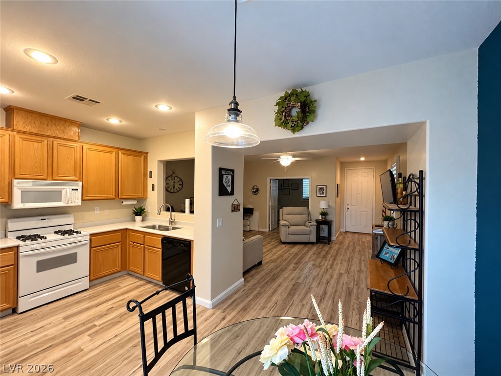 4912 Shady Rim Court Property Photo 3