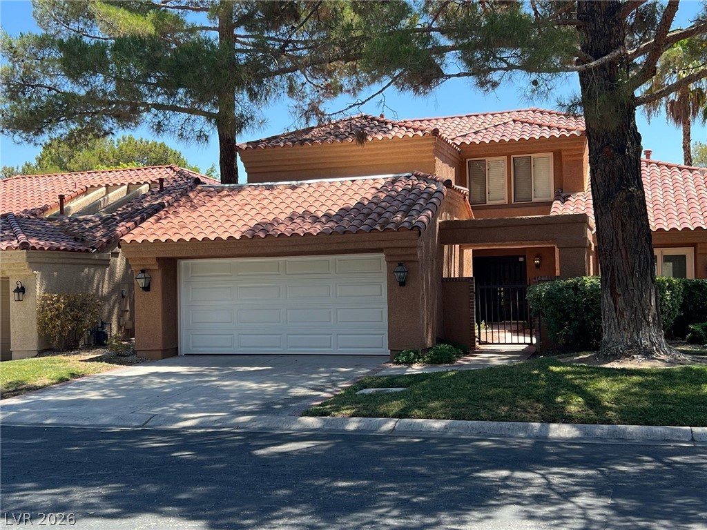 7407 Mission Hills Drive Property Photo 1
