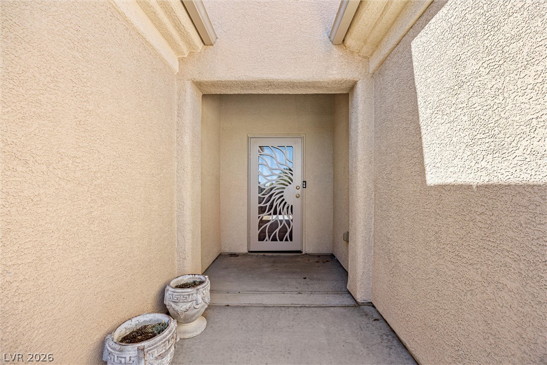 7725 Island Rail Drive Property Photo 9