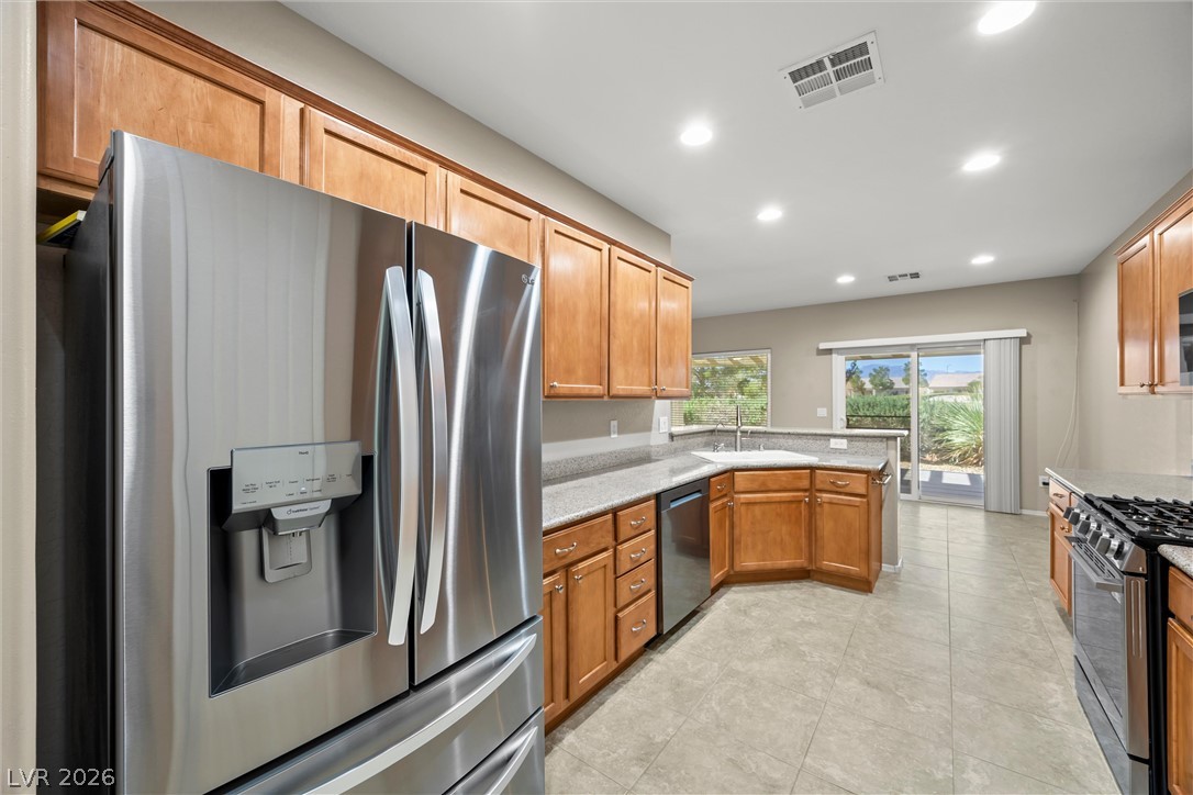 7725 Island Rail Drive Property Photo 26