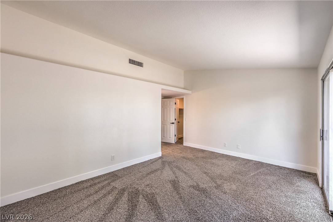 2708 Camphor Tree Street Property Photo 16