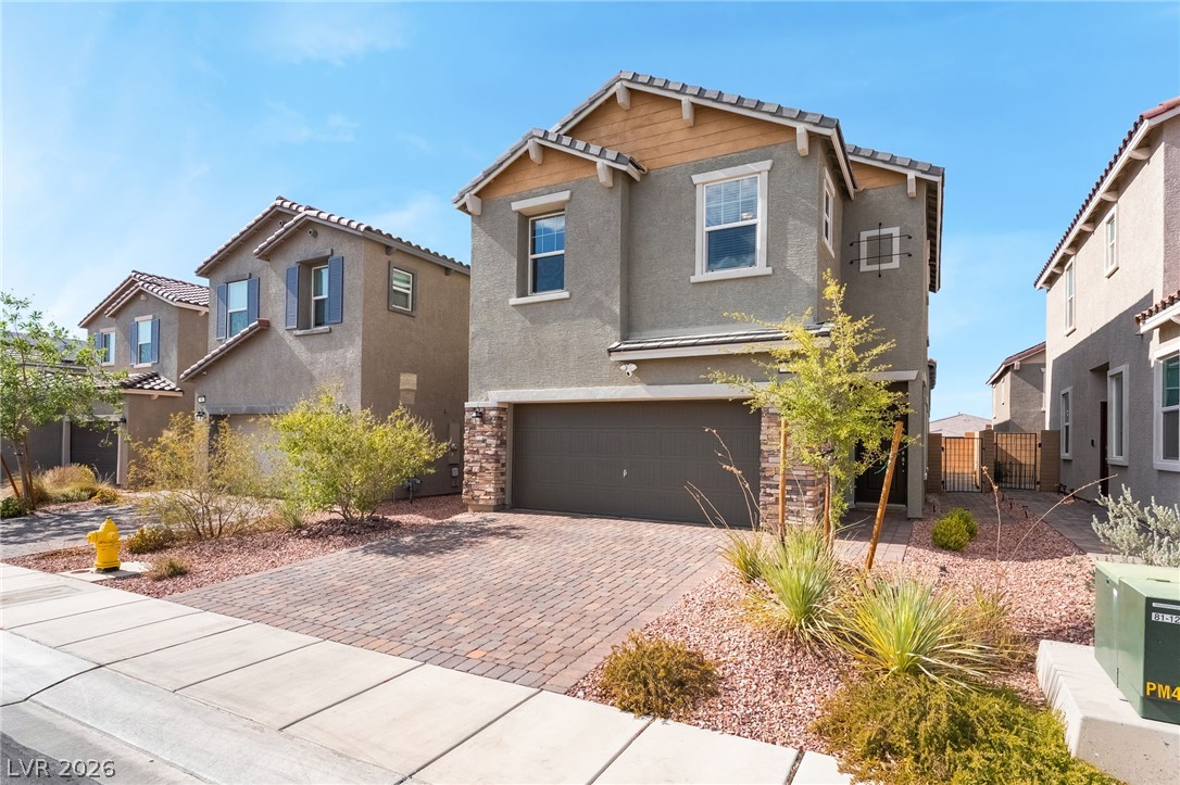 88 Golden Aria Avenue Property Photo 2