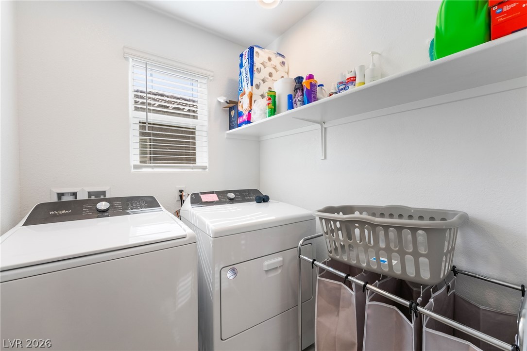 88 Golden Aria Avenue Property Photo 21