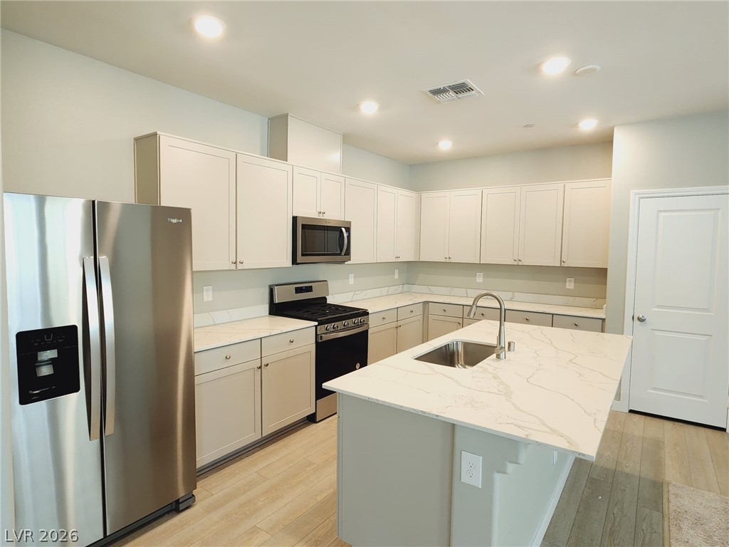 2427 Padulle Place Property Photo 1