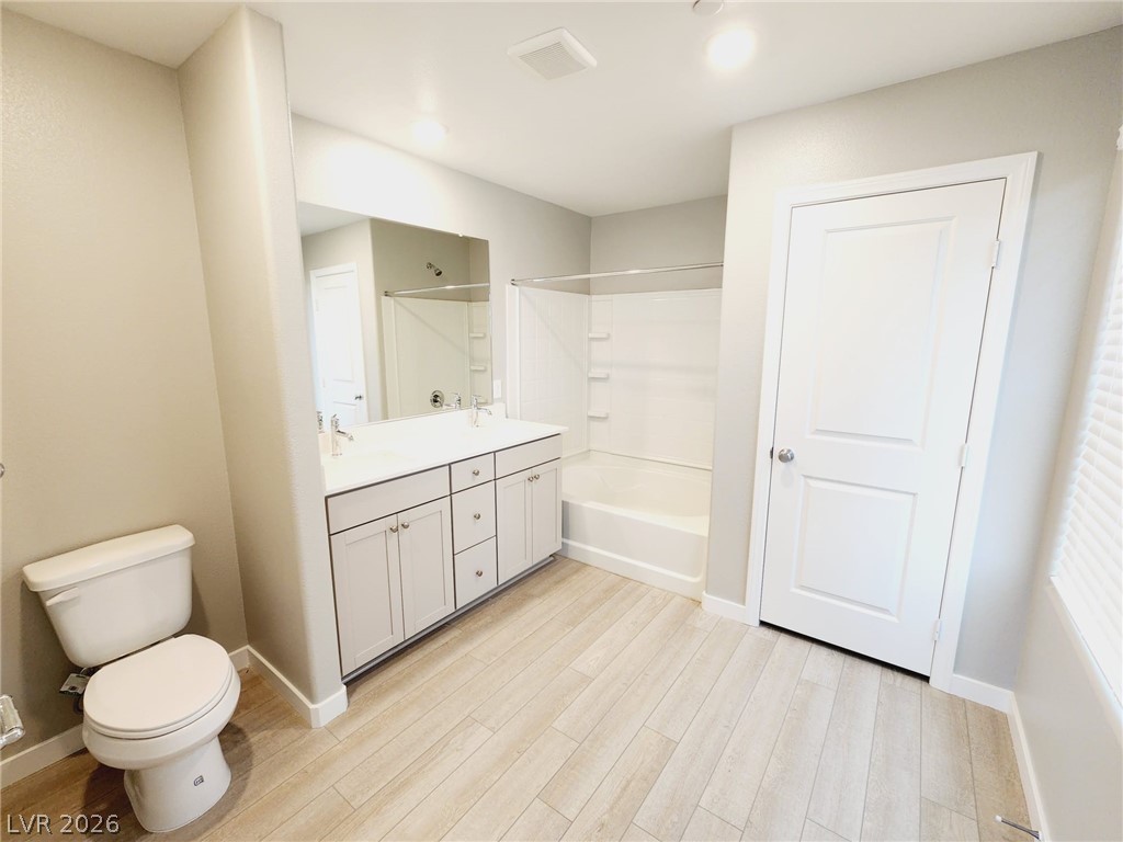 2427 Padulle Place Property Photo 17