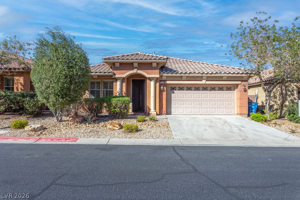 9122 Sendero Avenue Property Photo 1