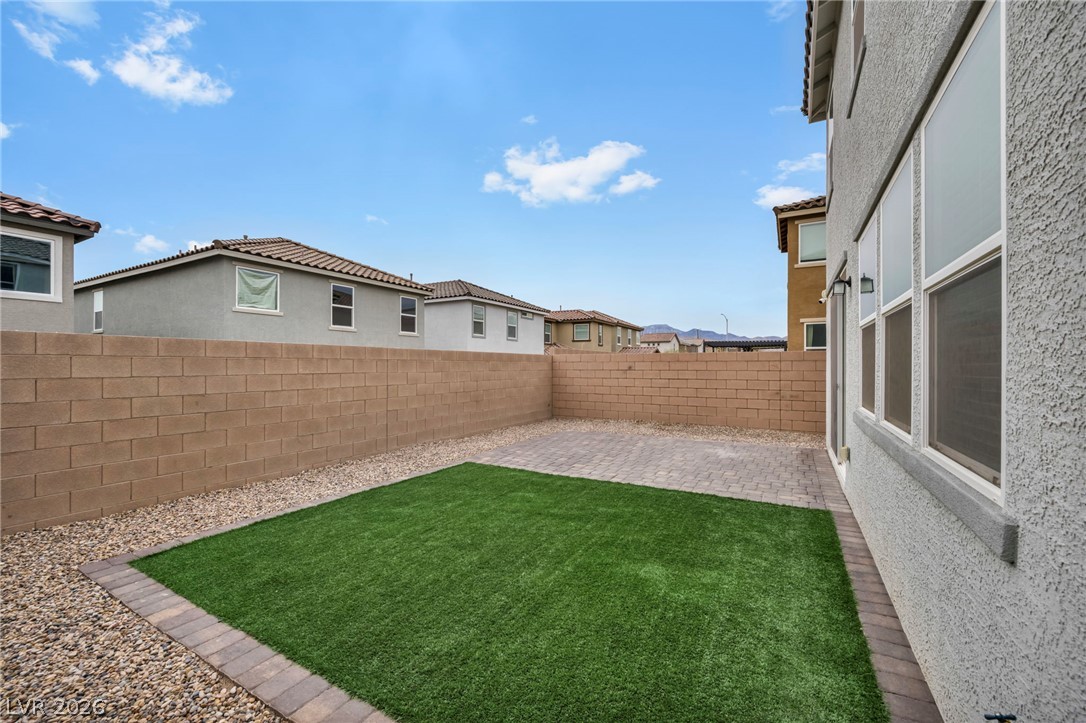 9983 Cluny Avenue Property Photo 10