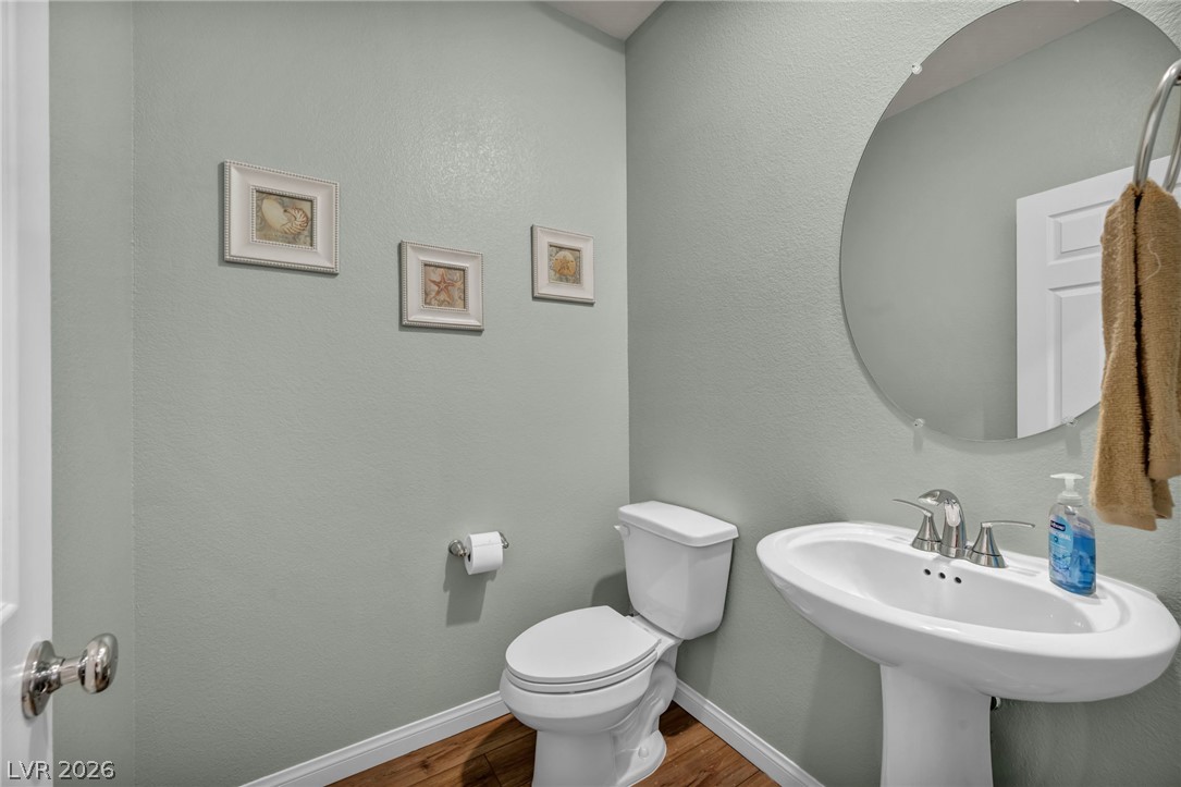 9983 Cluny Avenue Property Photo 11
