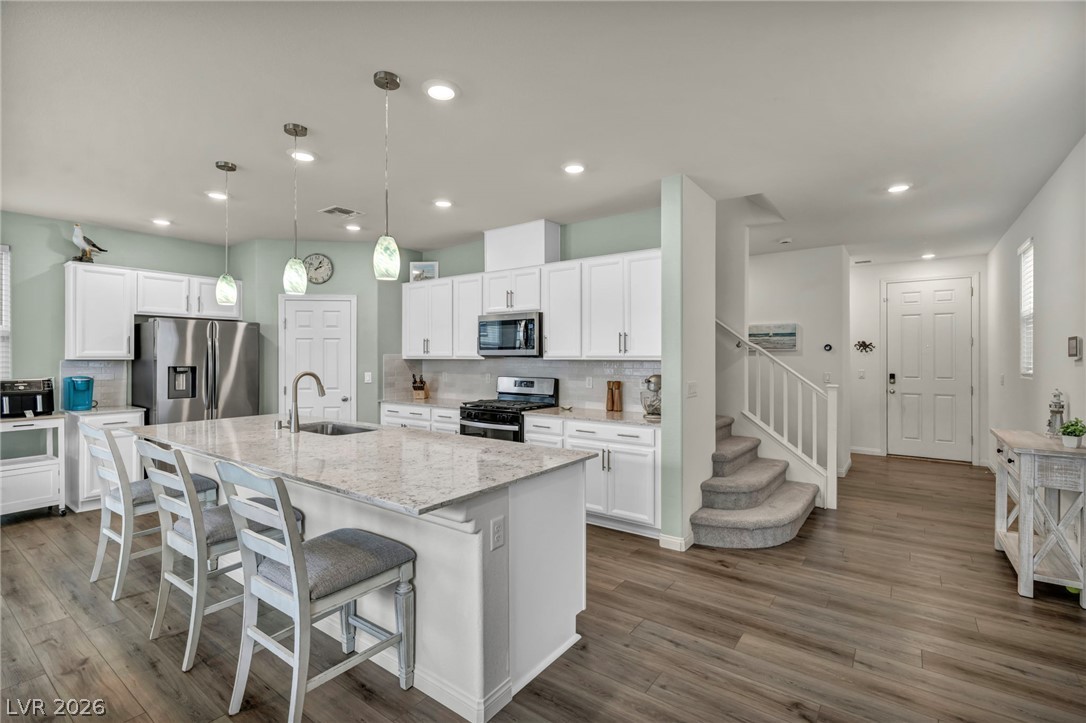 9983 Cluny Avenue Property Photo 19