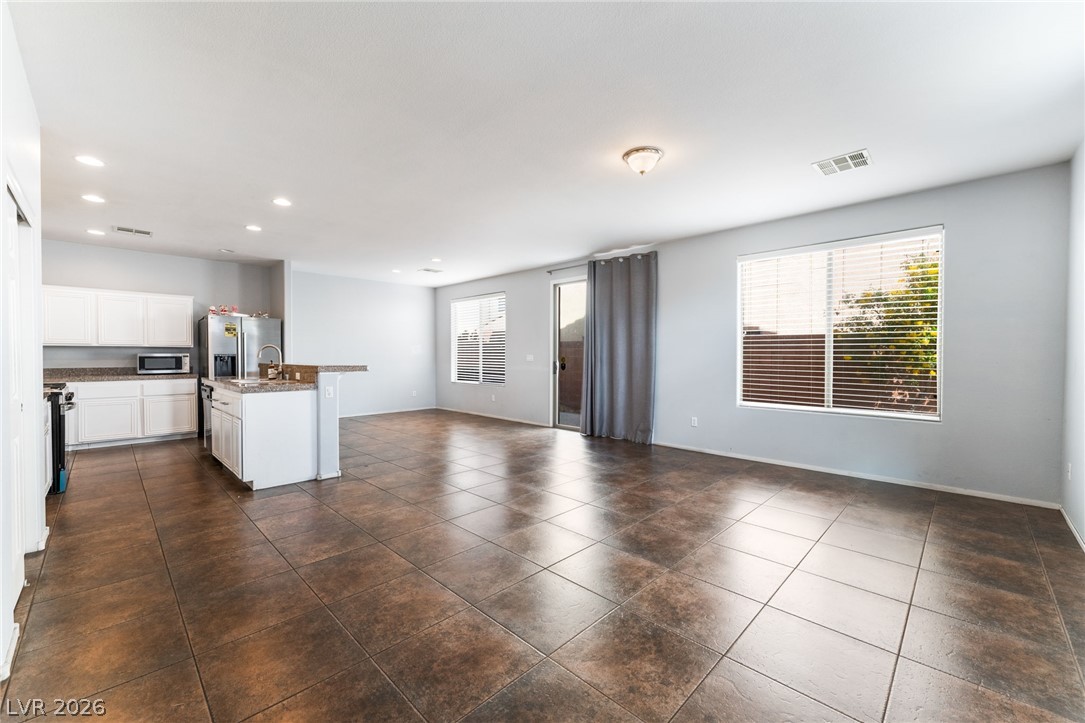 4958 Lavaliere Avenue Property Photo 8