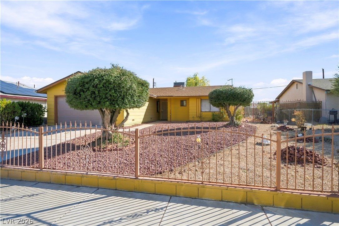 1305 Jackson Avenue Property Photo 3