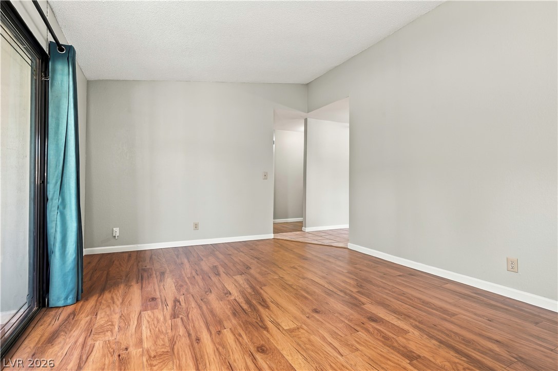 1305 Jackson Avenue Property Photo 6