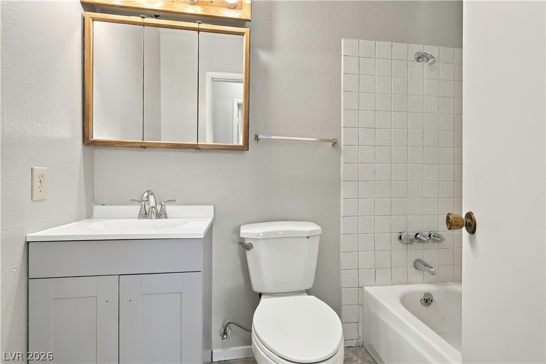 1305 Jackson Avenue Property Photo 20