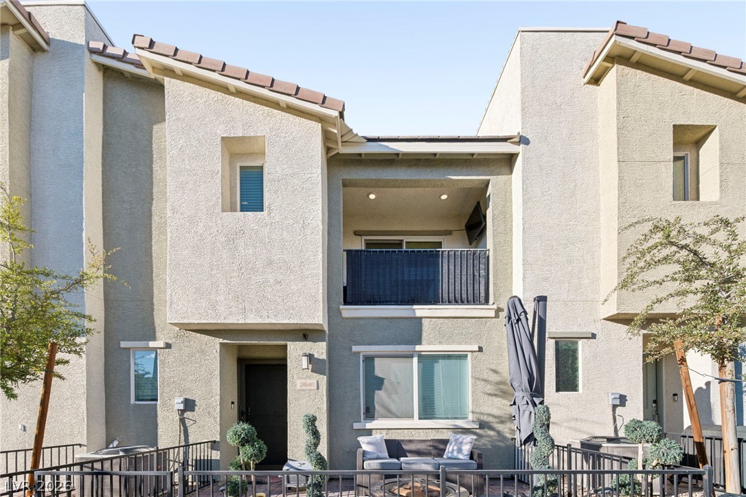 2641 April Green Court Property Photo 3