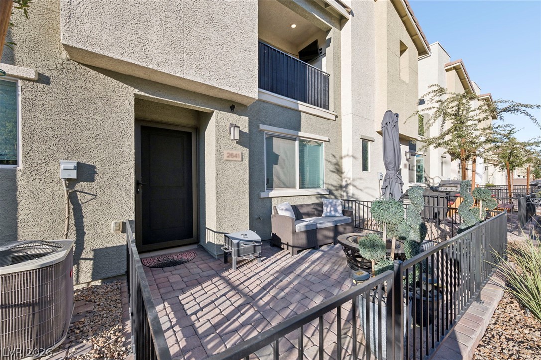 2641 April Green Court Property Photo 5