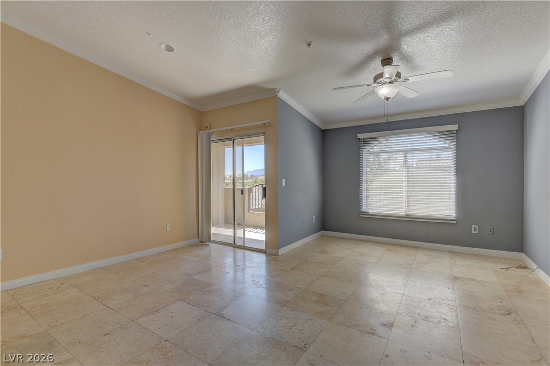 4400 South Jones Boulevard 3138 Property Photo 10