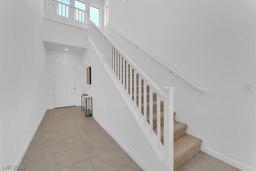 12023 Arrebol Avenue Property Photo 4
