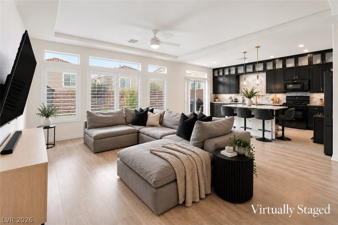 7074 Switchback Ridge Court Property Photo 4