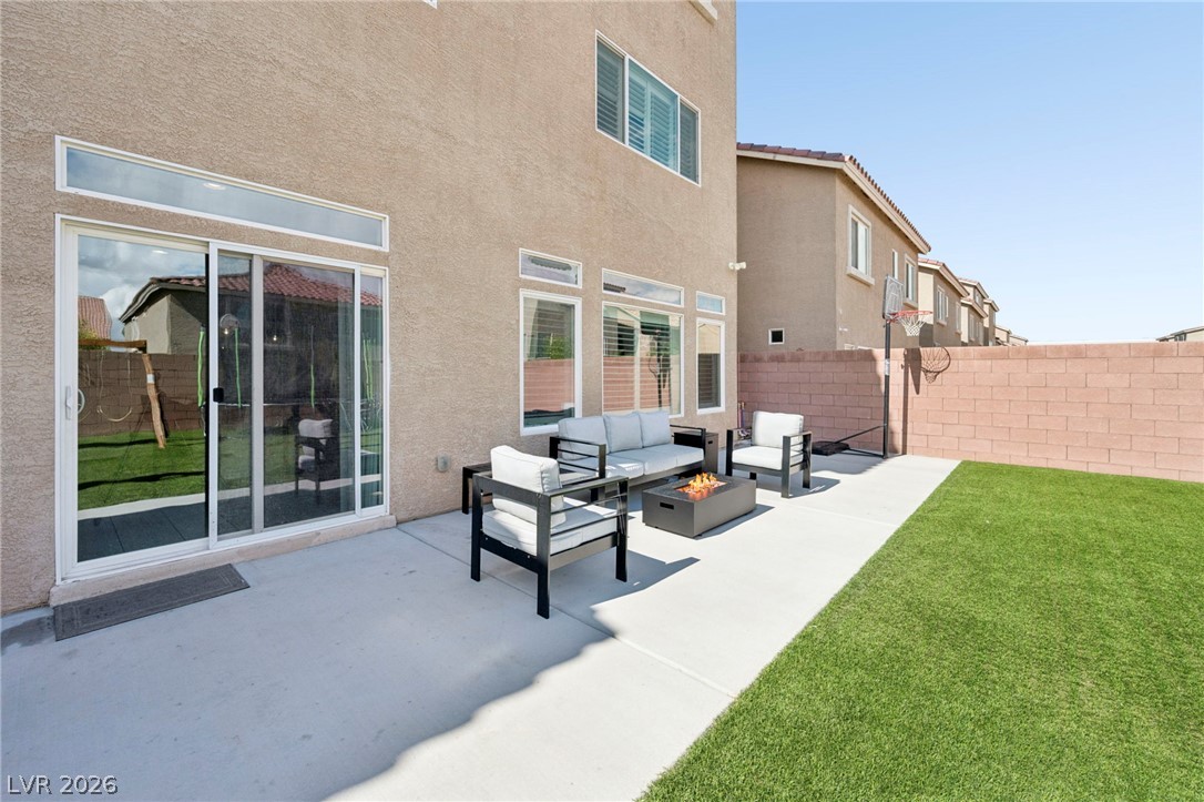 7074 Switchback Ridge Court Property Photo 34