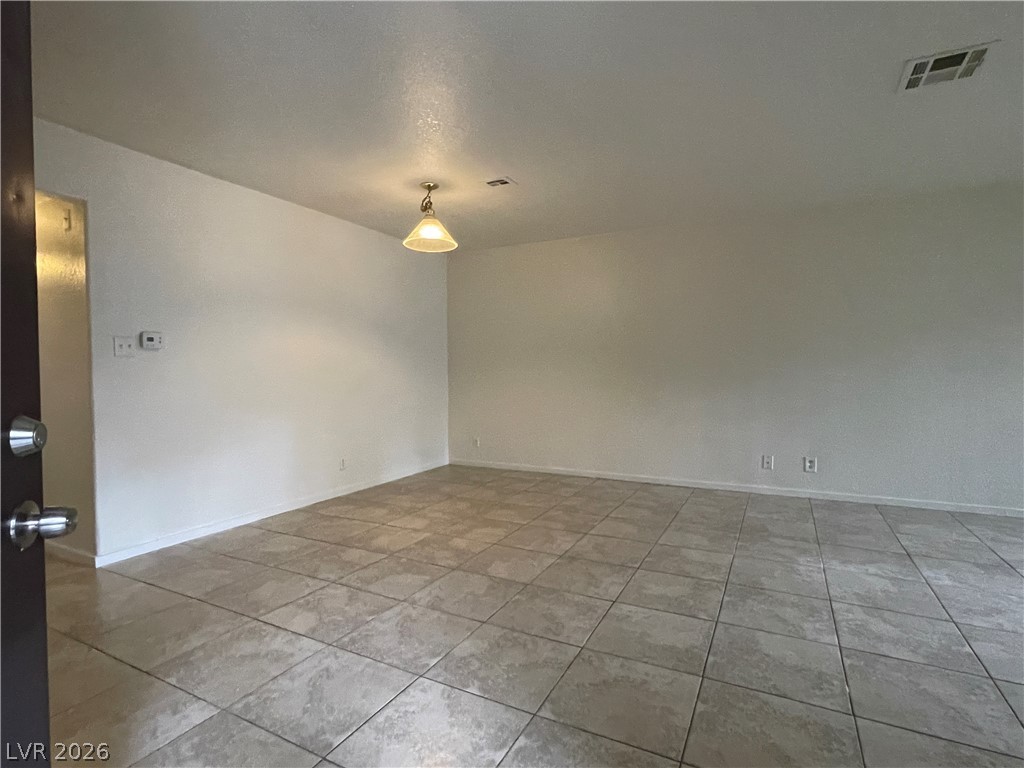 5030 South Rainbow Boulevard 103 Property Photo 18